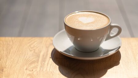 Decaf and Regular Coffee in Aging Populations: Health Outcomes Compared