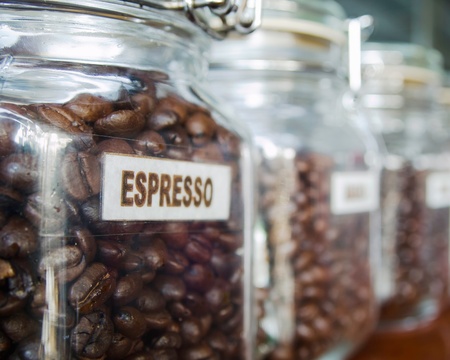 How U.S. Cities and States Are Encouraging Reusable Coffee Practices Through Legislation and Incentives