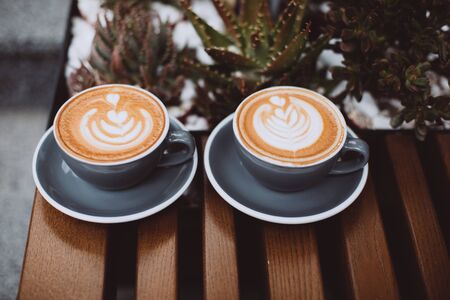 Navigating Supply Chains: Product Sourcing Differences Between Franchise and Independent Cafes