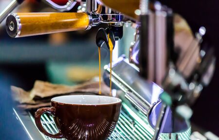 Perfecting Your Brewing Ratio: The Golden Rules of Coffee-to-Water
